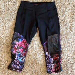 Lululemon Capri tights size 4